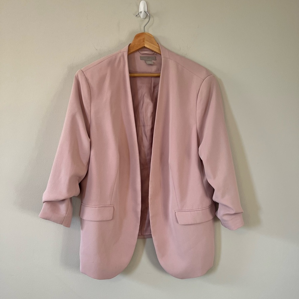 Pink H & M blazer in size XL